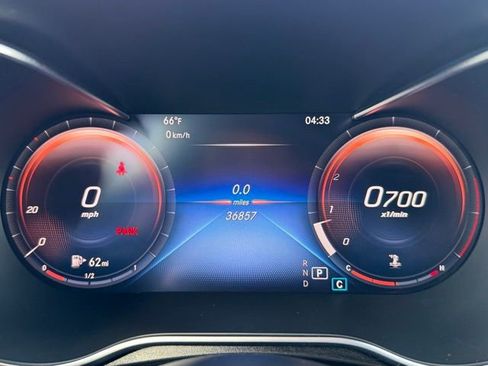 Used 2022 Mercedes-Benz GLC 300 4MATIC image 18