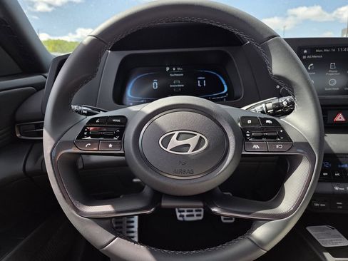 New 2026 Hyundai Elantra Sport image 18