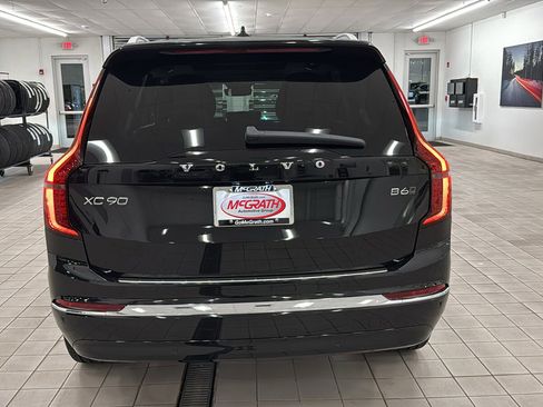 Used 2026 Volvo XC90 B6 Plus w/ Protection Package Premier image 6