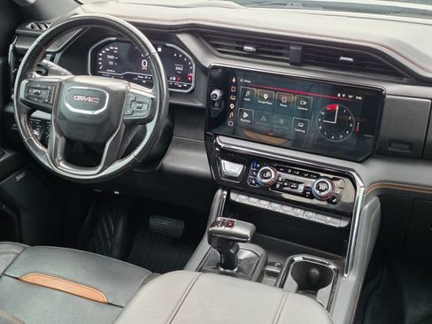 Used 2023 GMC Sierra 1500 AT4 w/ AT4 Premium Package AWD/4WD image 42