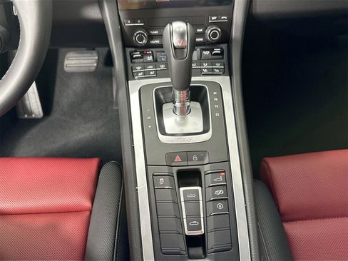 Certified 2024 Porsche 718 Boxster image 23