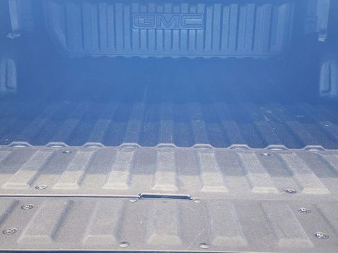 Used 2024 GMC Sierra 1500 SLT w/ SLT Premium Package image 10