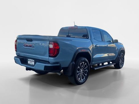 Used 2025 GMC Canyon Denali image 5