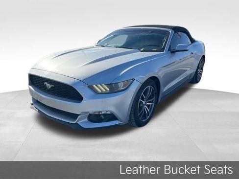 Used 2016 Ford Mustang Premium image 3