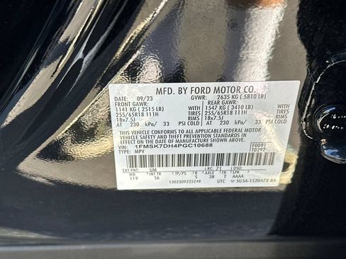 Certified 2023 Ford Explorer XLT w/ Equipment Group 202A RWD image 33