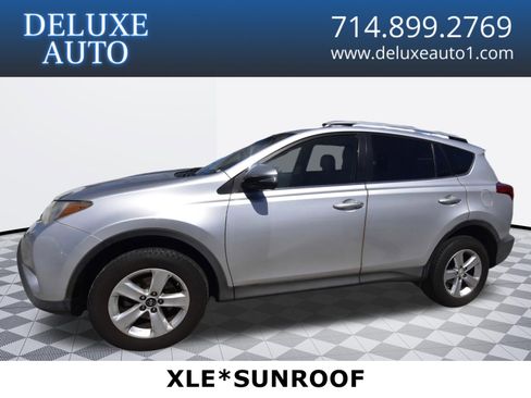 Used 2013 Toyota RAV4 XLE FWD image 1