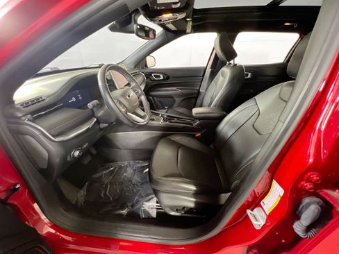 Used 2022 Jeep Compass Limited w/ (RED) Package AWD/4WD image 19