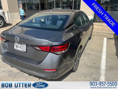 Used 2021 Nissan Sentra SV FWD image 4