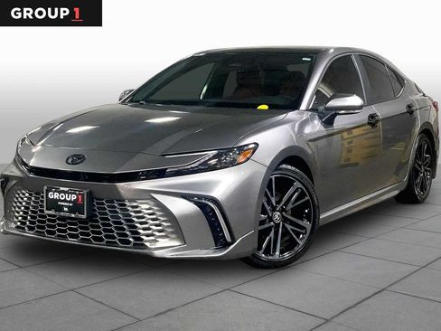 Used 2026 Toyota Camry XSE AWD/4WD image 1