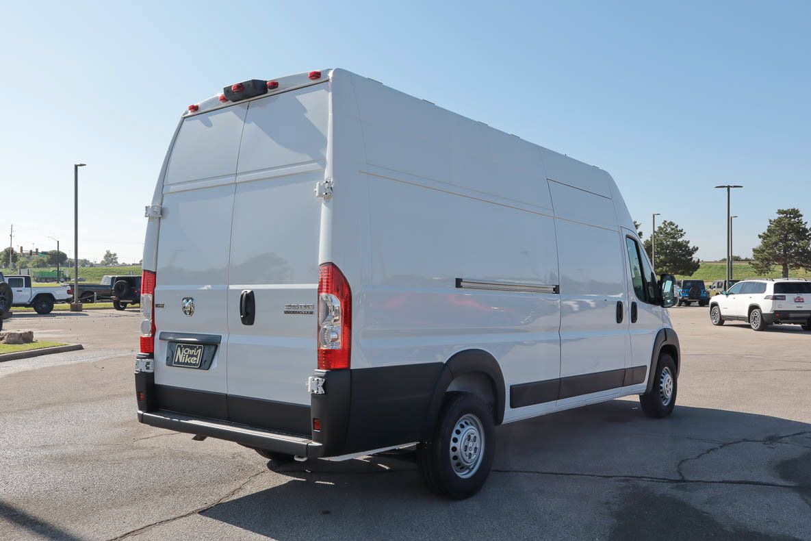 New 2027 RAM ProMaster 3500 FWD image 4