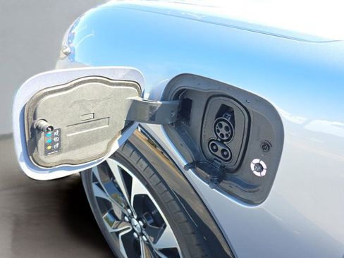 Certified 2022 Ford Mustang Mach-E Premium image 21