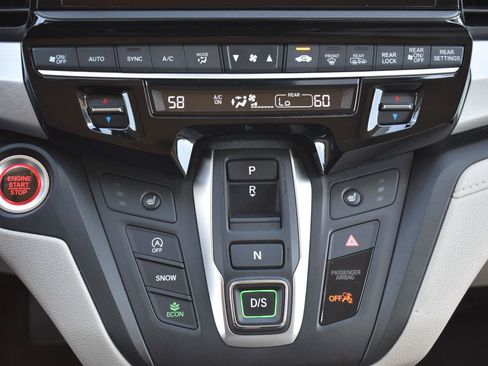 Used 2025 Honda Odyssey EX-L image 9