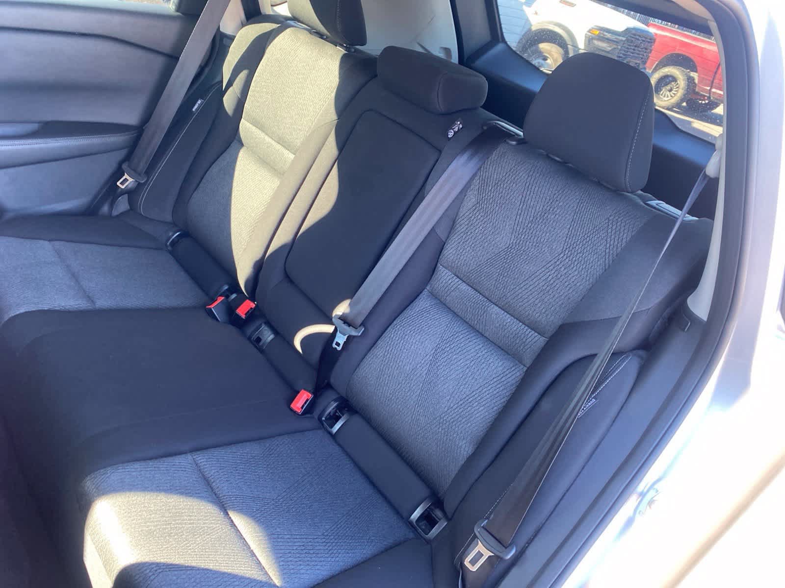 Used 2025 Nissan Rogue SV FWD image 12