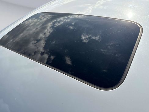 Certified 2023 Honda HR-V EX-L image 27