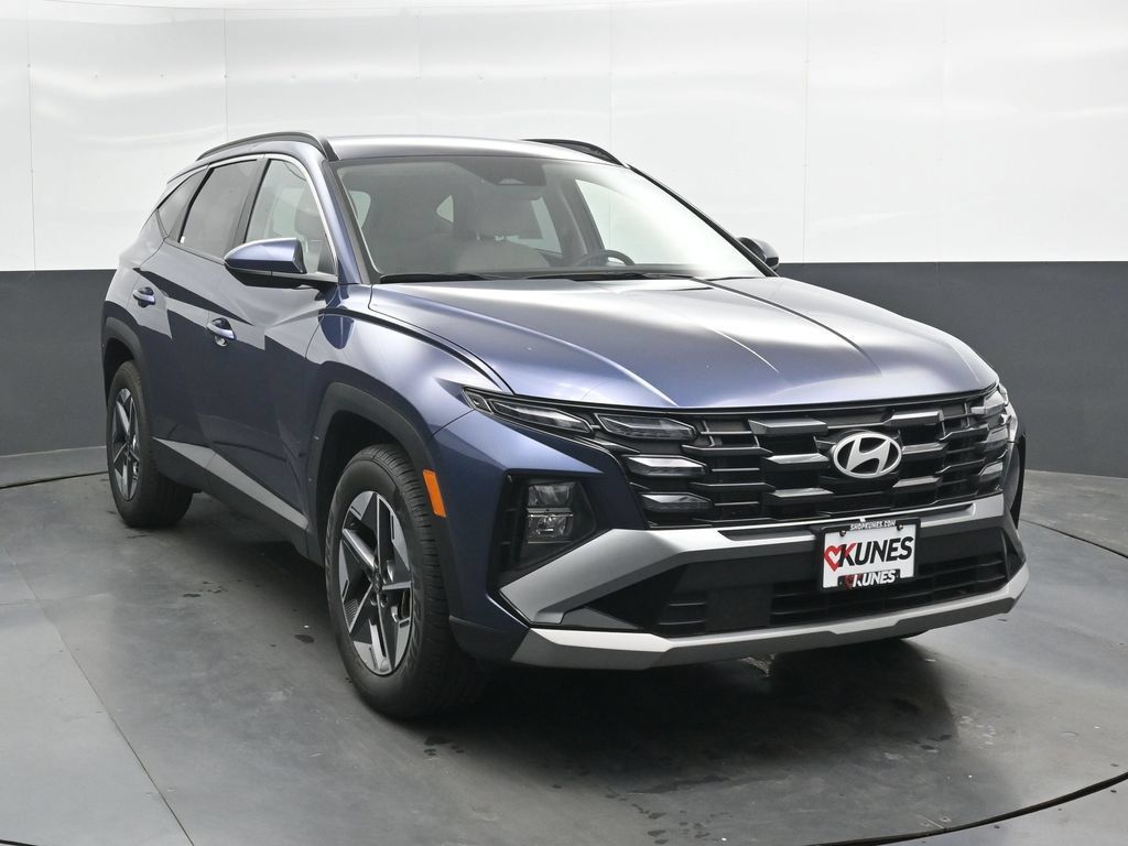 Certified 2025 Hyundai Tucson SEL AWD/4WD image 5