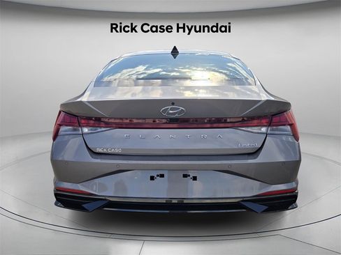 Certified 2023 Hyundai Elantra Limited image 6