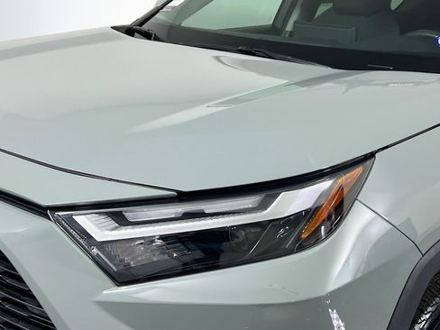 Used 2022 Toyota RAV4 XLE image 11