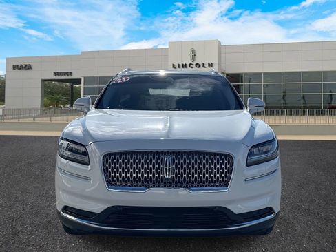 Used 2021 Lincoln Nautilus Reserve w/ Equipment Group 201A image 8