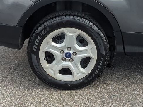Used 2017 Ford Escape S image 22