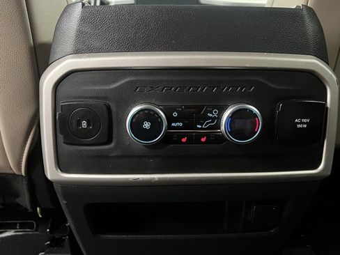 Used 2024 Ford Expedition Max Limited image 50