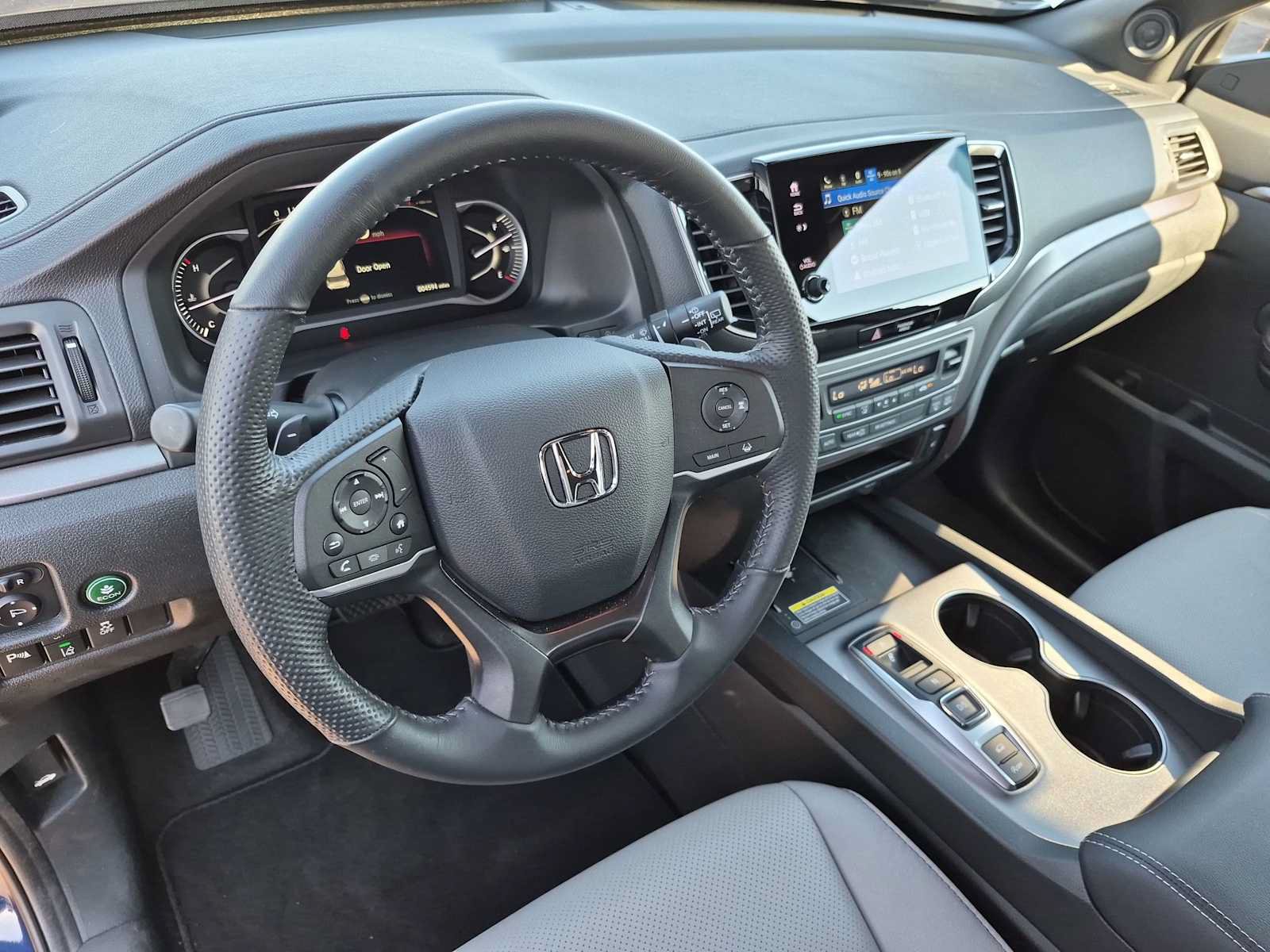 Certified 2024 Honda Passport EX-L image 2