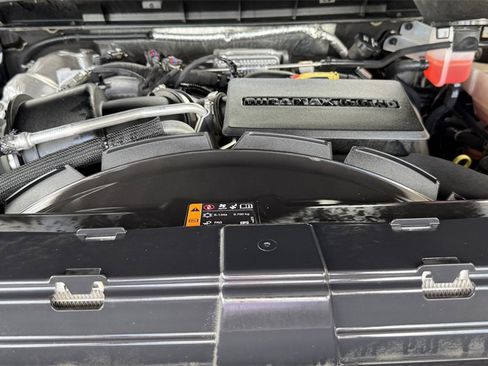 Used 2022 Chevrolet Silverado 2500 High Country w/ LPO, Hitch Package image 10