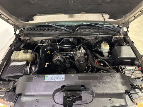 Used 2006 Chevrolet Silverado 1500 W/T image 23