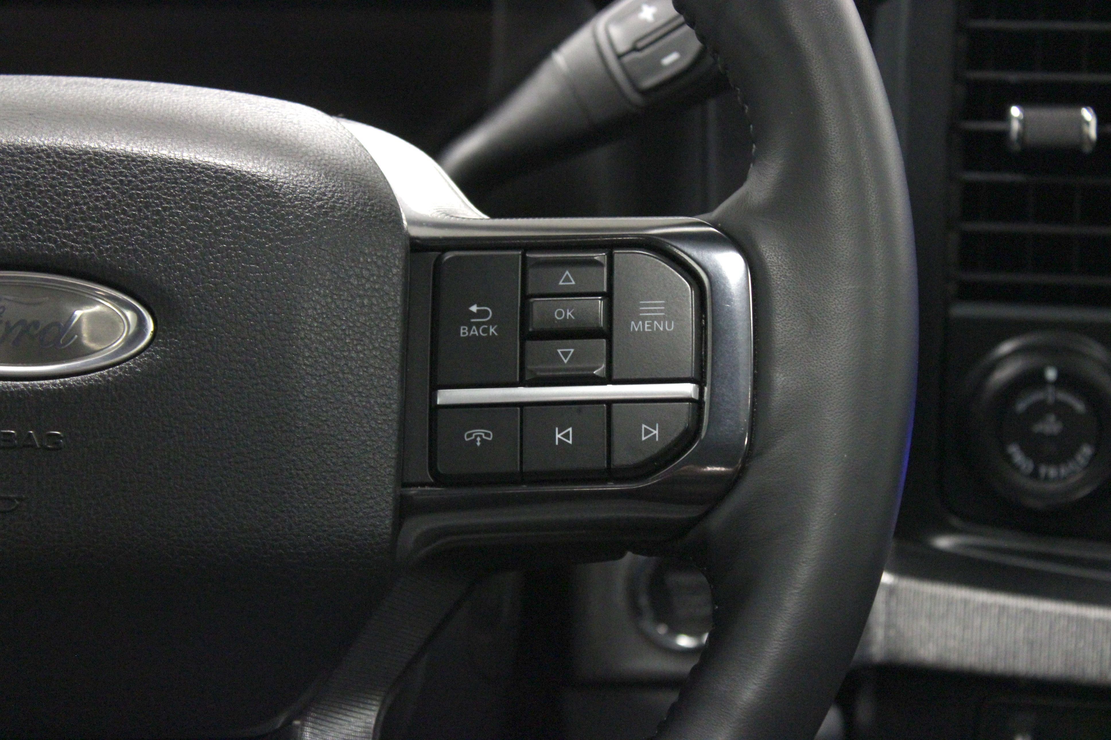 Used 2026 Ford F250 Platinum AWD/4WD image 26