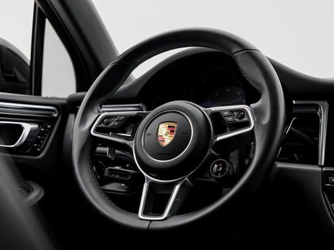 Used 2020 Porsche Macan S image 14