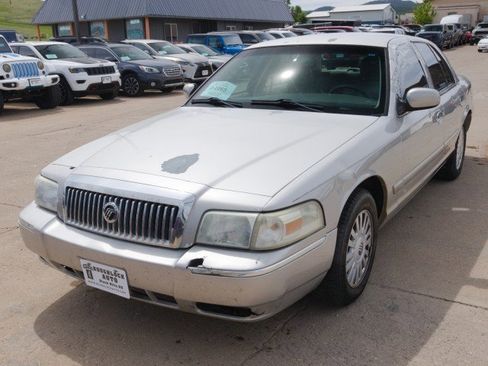 Used 2007 Mercury Grand Marquis LS RWD image 2