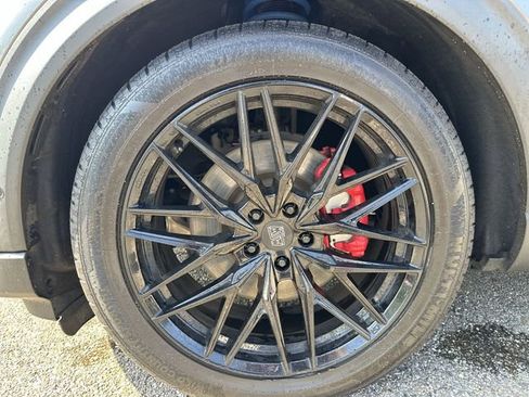 Used 2021 Ford Explorer ST w/ Equipment Group 401A AWD/4WD image 21