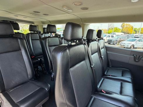 Used 2020 Ford Transit 350 XL RWD image 20