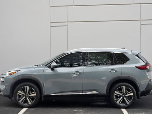 Used 2021 Nissan Rogue SL FWD image 44