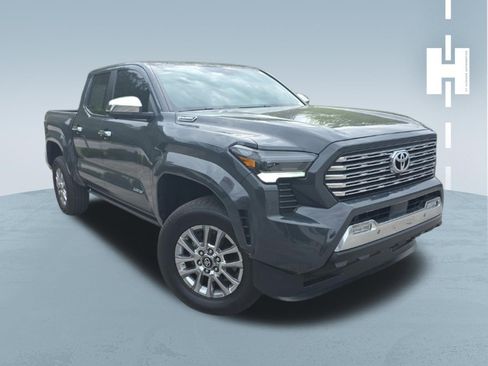 Used 2024 Toyota Tacoma Limited AWD/4WD image 1