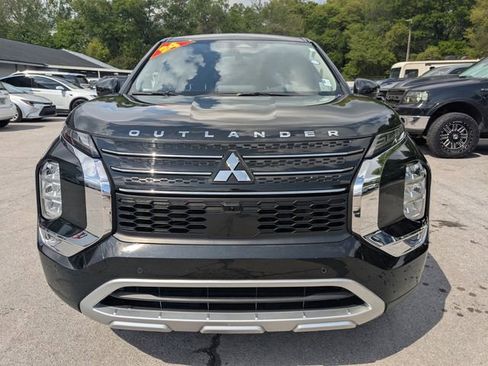 Used 2024 Mitsubishi Outlander SE image 8