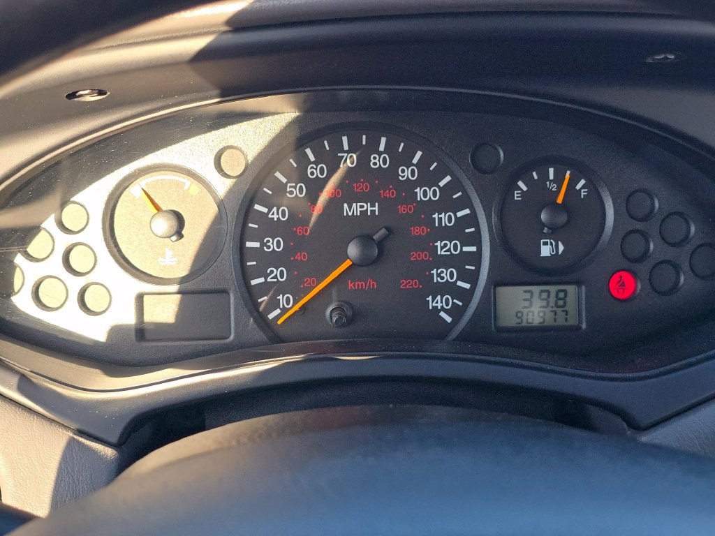 Used 2003 Ford Focus LX FWD image 22