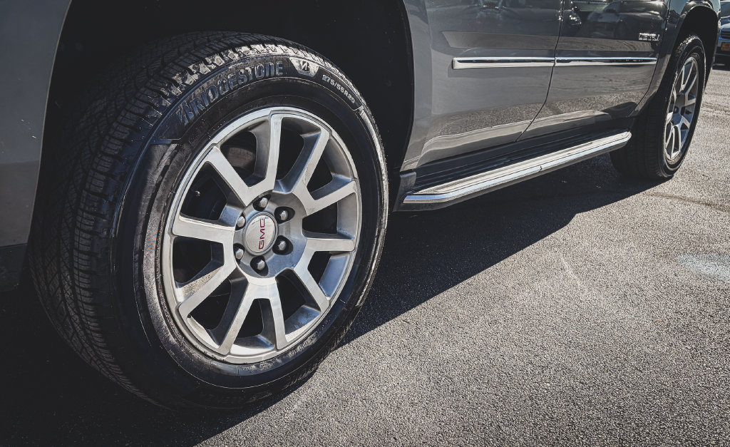 Used 2019 GMC Yukon Denali w/ Open Road Package AWD/4WD image 33