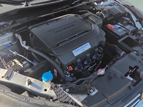 Used 2015 Honda Accord EX-L image 18