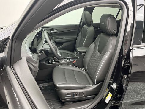 Used 2026 Buick Encore GX Avenir w/ Avenir Technology Package AWD/4WD image 10