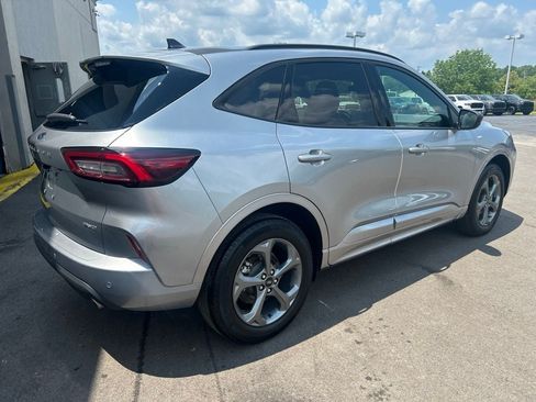 Used 2024 Ford Escape ST-Line w/ Tech Pack #1 AWD/4WD image 6