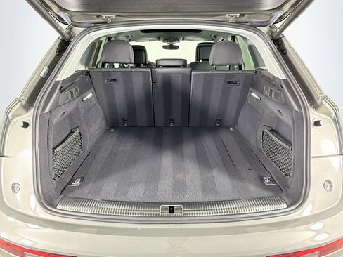 Used 2023 Audi Q5 e Premium Plus w/ Premium Plus Package AWD/4WD image 28