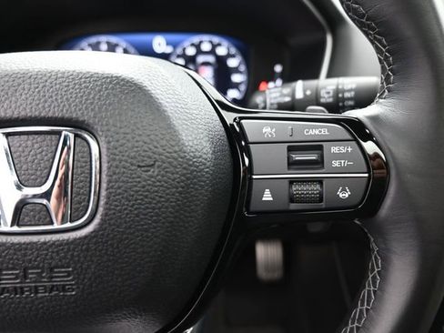 Used 2024 Honda Civic Sport Touring image 2