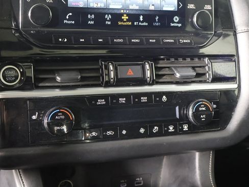 Used 2024 Nissan Pathfinder SL w/ SL Premium Package image 47