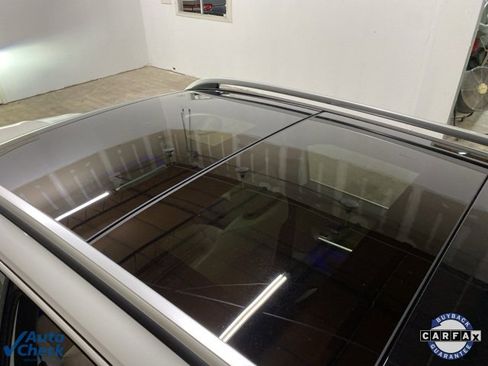 Used 2023 Mercedes-Benz EQB 300 4MATIC w/ Pinnacle Package image 19