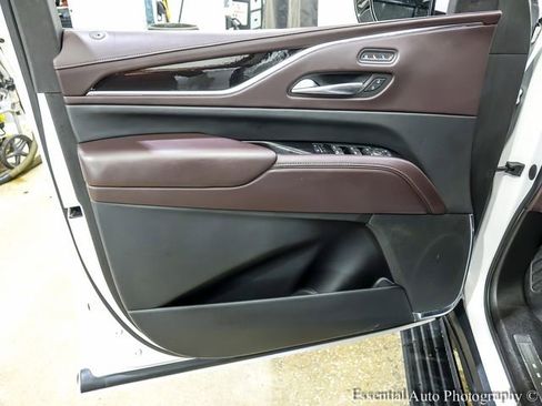 Certified 2021 Cadillac Escalade Sport Platinum w/ Heavy-Duty Trailer Package AWD/4WD image 24