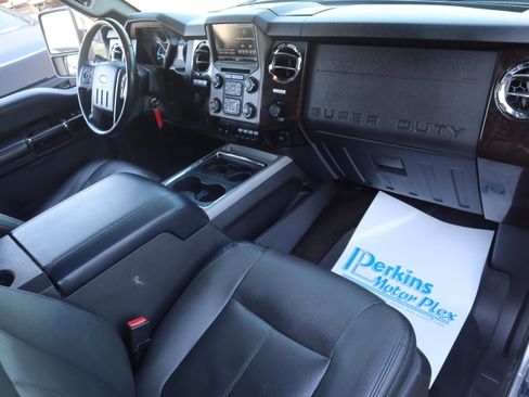 Used 2015 Ford F350 Platinum image 32