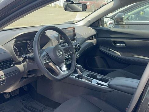 Used 2023 Nissan Sentra SV w/ All-Weather Package FWD image 27
