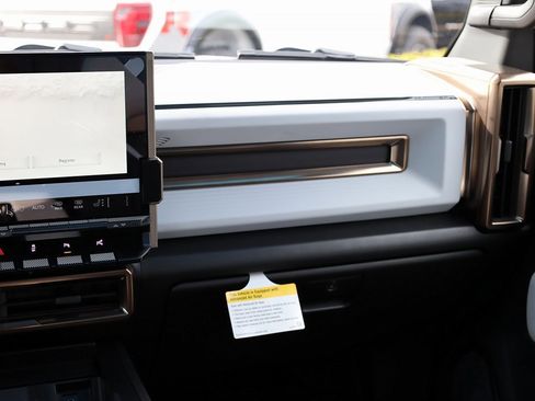 New 2025 GMC Hummer EV 3X w/ Extreme Off-Road Package image 22