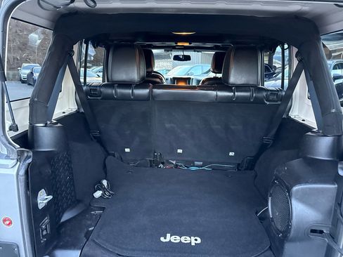 Used 2013 Jeep Wrangler Unlimited Sahara w/ Dual Top Group image 18