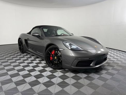 Used 2017 Porsche 718 Boxster S RWD image 6